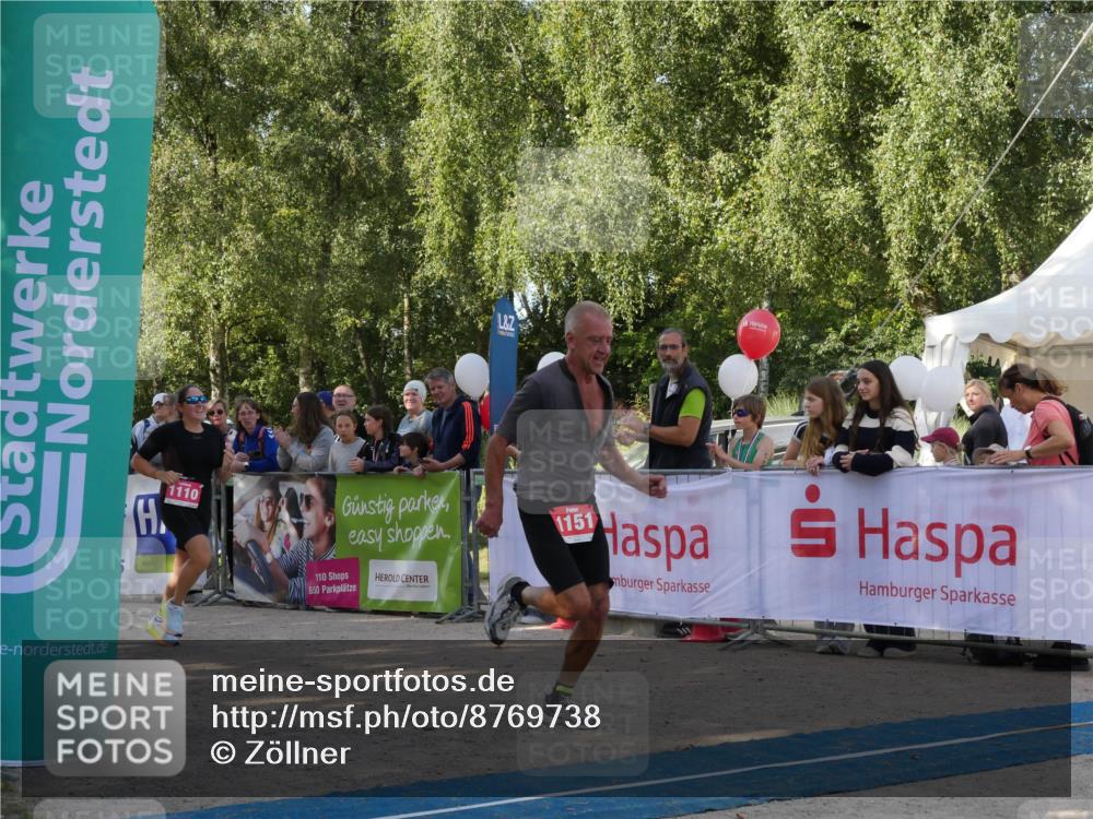 07.09.2025 - 19. Norderstedt Triathlon Zöllner http://msf.ph/oto/8769738 07.09.2025 10:48:23 Ziel 1110, 1151 meine-sportfotos.de
