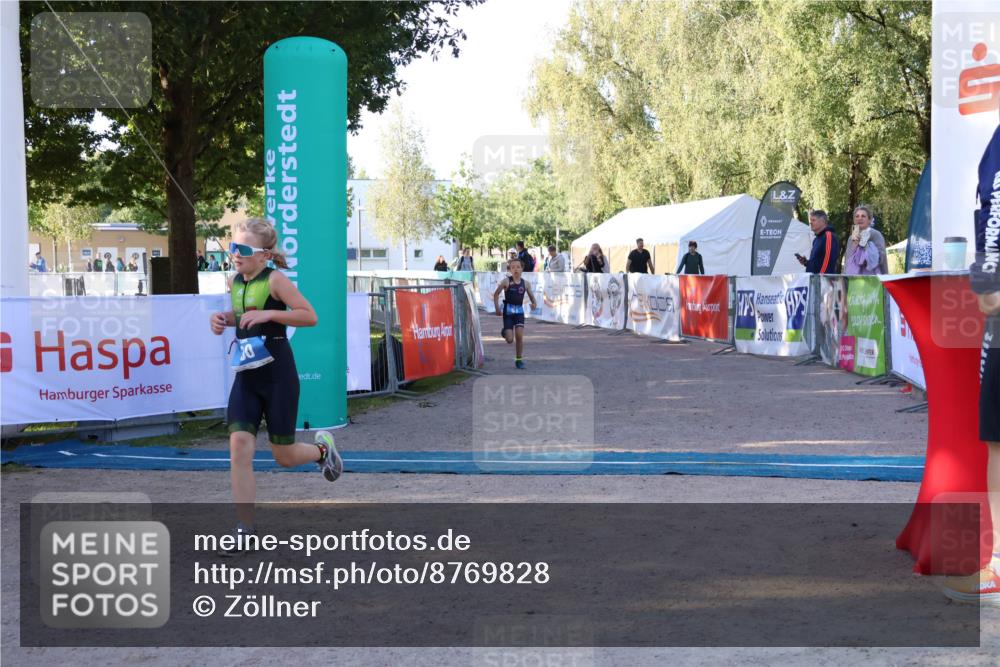 07.09.2025 - 19. Norderstedt Triathlon Zöllner http://msf.ph/oto/8769828 07.09.2025 09:14:51 Ziel 30, 51 meine-sportfotos.de