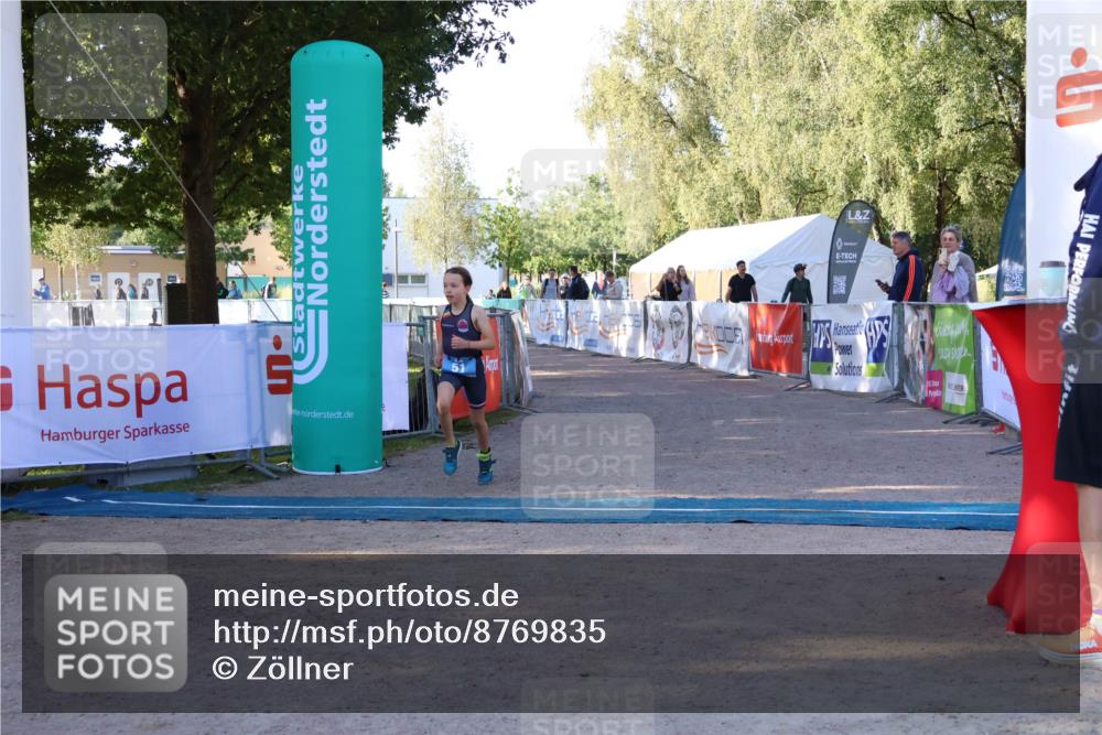 07.09.2025 - 19. Norderstedt Triathlon Zöllner http://msf.ph/oto/8769835 07.09.2025 09:14:54 Ziel 30, 51 meine-sportfotos.de