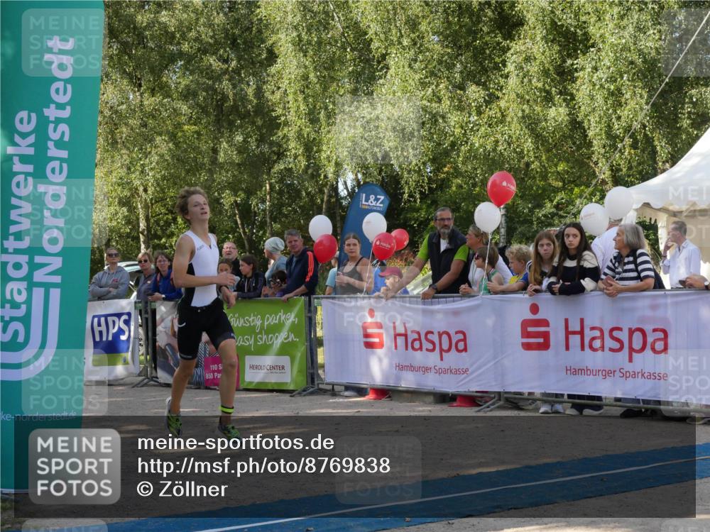 07.09.2025 - 19. Norderstedt Triathlon Zöllner http://msf.ph/oto/8769838 07.09.2025 10:49:24 Ziel 645, 675 meine-sportfotos.de