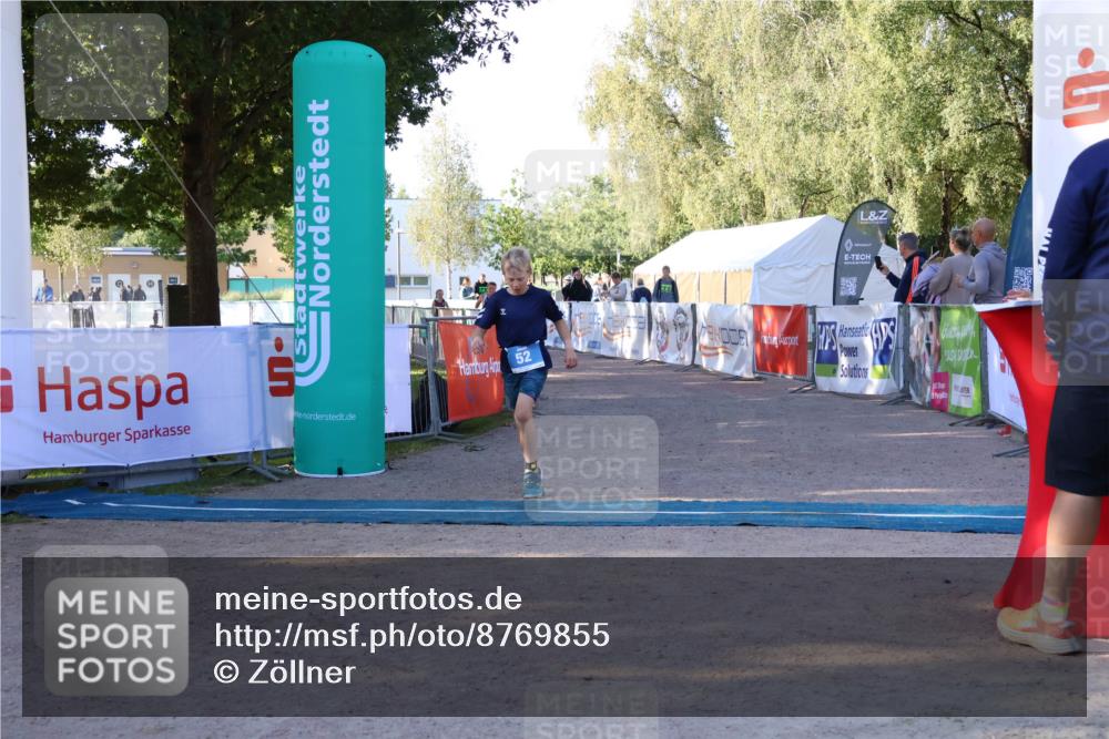 07.09.2025 - 19. Norderstedt Triathlon Zöllner http://msf.ph/oto/8769855 07.09.2025 09:15:39 Ziel 52 meine-sportfotos.de