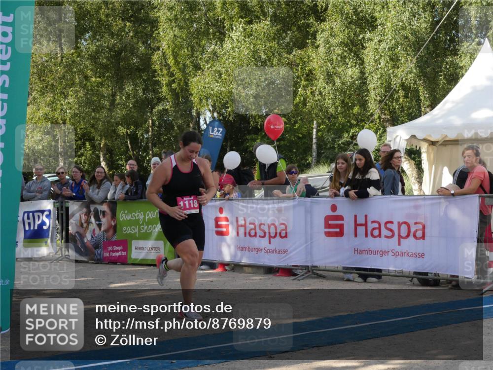 07.09.2025 - 19. Norderstedt Triathlon Zöllner http://msf.ph/oto/8769879 07.09.2025 10:50:32 Ziel 1118 meine-sportfotos.de