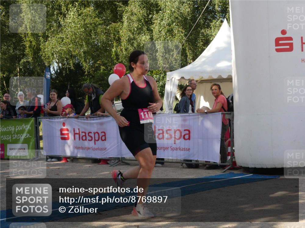 07.09.2025 - 19. Norderstedt Triathlon Zöllner http://msf.ph/oto/8769897 07.09.2025 10:50:33 Ziel 1118 meine-sportfotos.de