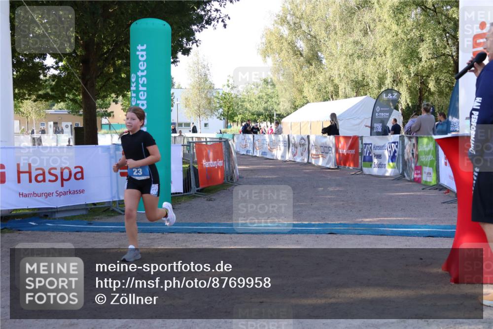 07.09.2025 - 19. Norderstedt Triathlon Zöllner http://msf.ph/oto/8769958 07.09.2025 09:16:10 Ziel 23 meine-sportfotos.de