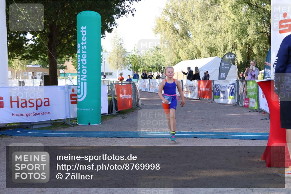 07.09.2025 - 19. Norderstedt Triathlon Zöllner http://msf.ph/oto/8769998 07.09.2025 09:16:26 Ziel 2, 11 meine-sportfotos.de