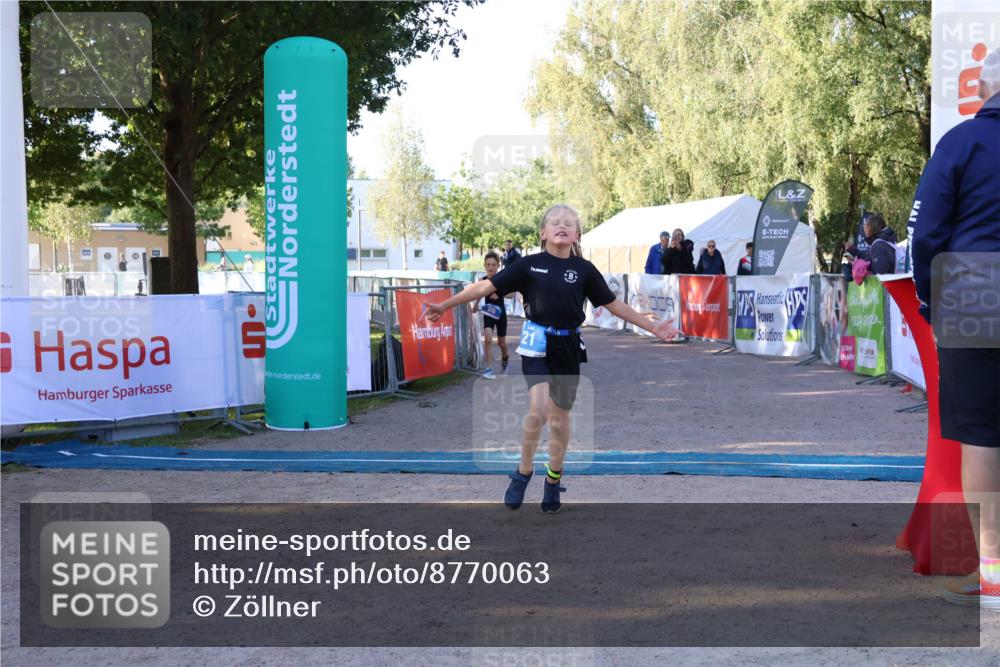 07.09.2025 - 19. Norderstedt Triathlon Zöllner http://msf.ph/oto/8770063 07.09.2025 09:16:45 Ziel 21, 26 meine-sportfotos.de