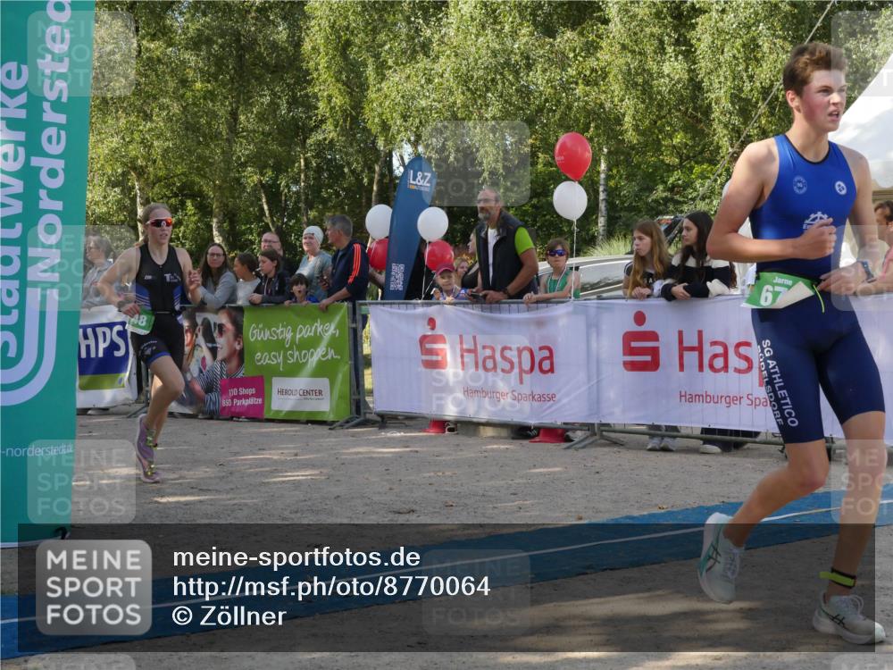07.09.2025 - 19. Norderstedt Triathlon Zöllner http://msf.ph/oto/8770064 07.09.2025 10:51:59 Ziel 648, 673, 686 meine-sportfotos.de