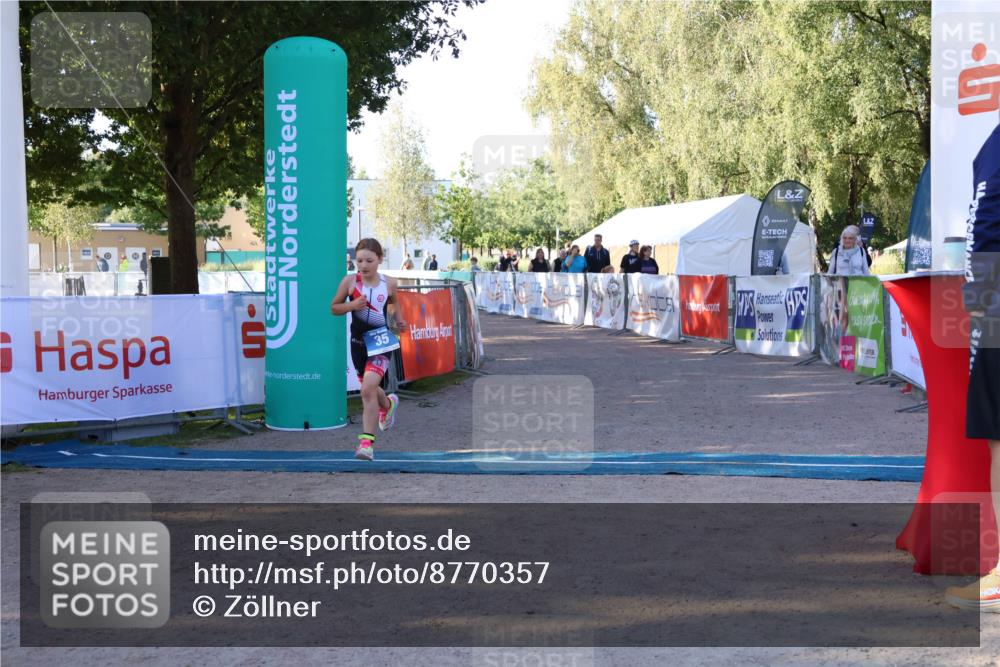 07.09.2025 - 19. Norderstedt Triathlon Zöllner http://msf.ph/oto/8770357 07.09.2025 09:19:21 Ziel 22, 35 meine-sportfotos.de