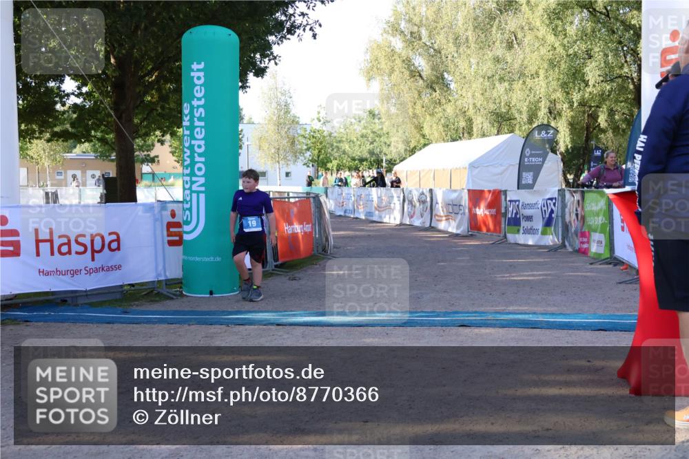 07.09.2025 - 19. Norderstedt Triathlon Zöllner http://msf.ph/oto/8770366 07.09.2025 09:22:33 Ziel 19 meine-sportfotos.de