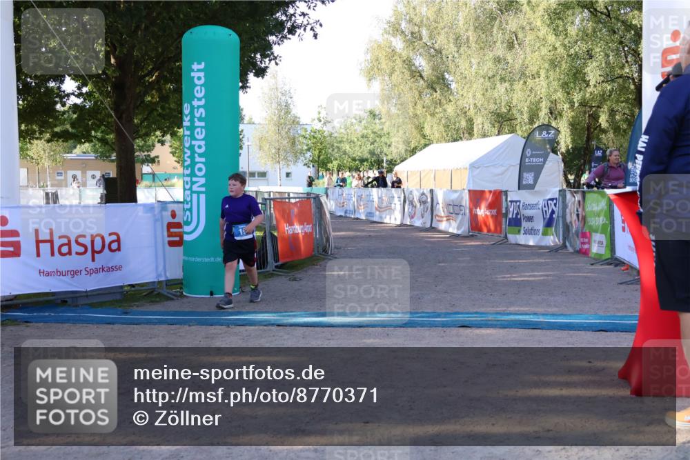 07.09.2025 - 19. Norderstedt Triathlon Zöllner http://msf.ph/oto/8770371 07.09.2025 09:22:34 Ziel 19 meine-sportfotos.de
