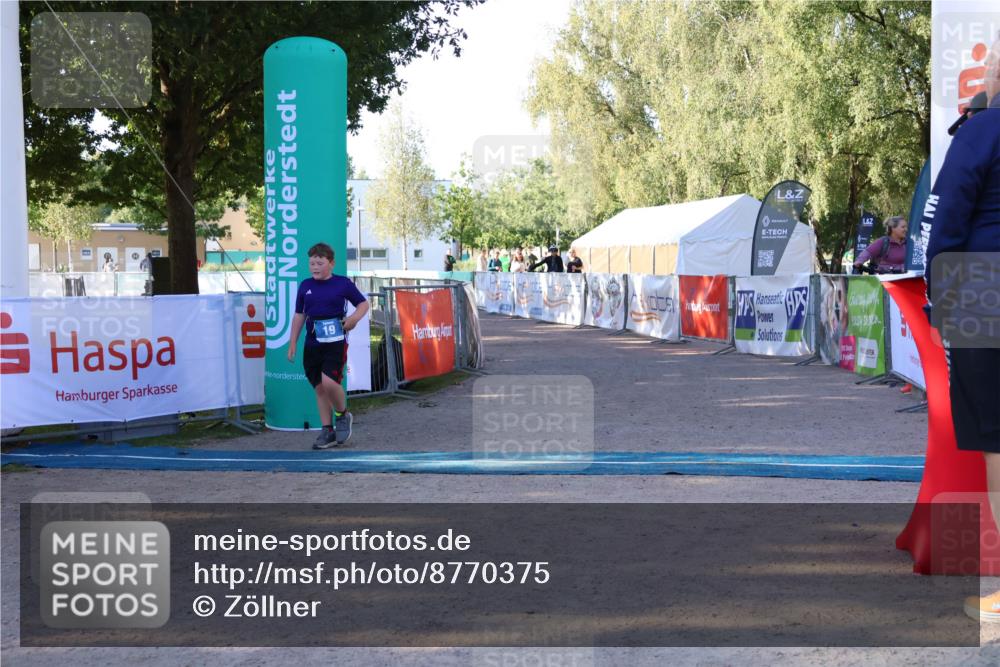 07.09.2025 - 19. Norderstedt Triathlon Zöllner http://msf.ph/oto/8770375 07.09.2025 09:22:34 Ziel 19 meine-sportfotos.de