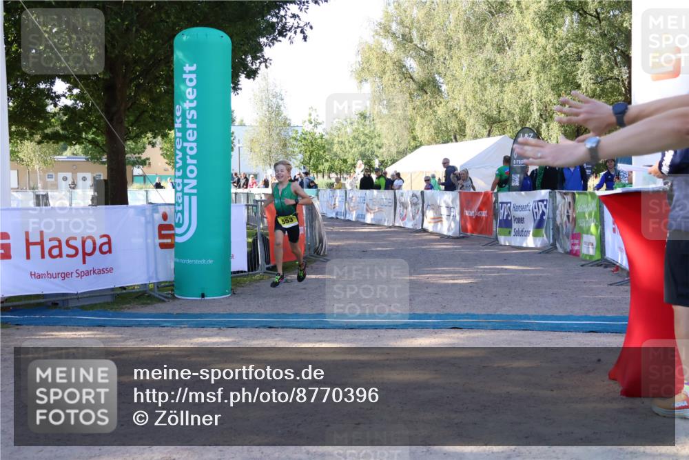 07.09.2025 - 19. Norderstedt Triathlon Zöllner http://msf.ph/oto/8770396 07.09.2025 09:44:44 Ziel 553 meine-sportfotos.de