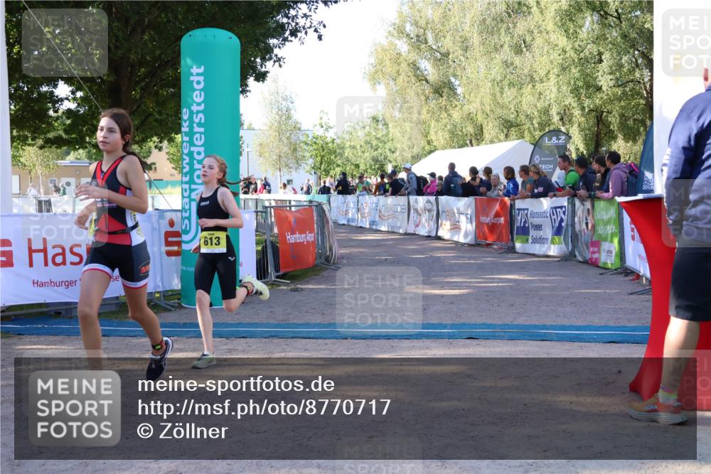 07.09.2025 - 19. Norderstedt Triathlon Zöllner http://msf.ph/oto/8770717 07.09.2025 09:47:51 Ziel 563, 601, 613 meine-sportfotos.de