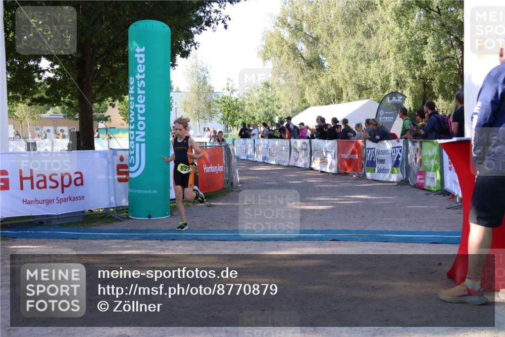 07.09.2025 - 19. Norderstedt Triathlon Zöllner http://msf.ph/oto/8770879 07.09.2025 09:48:29 Ziel 576, 598, 603, 607, 623 meine-sportfotos.de