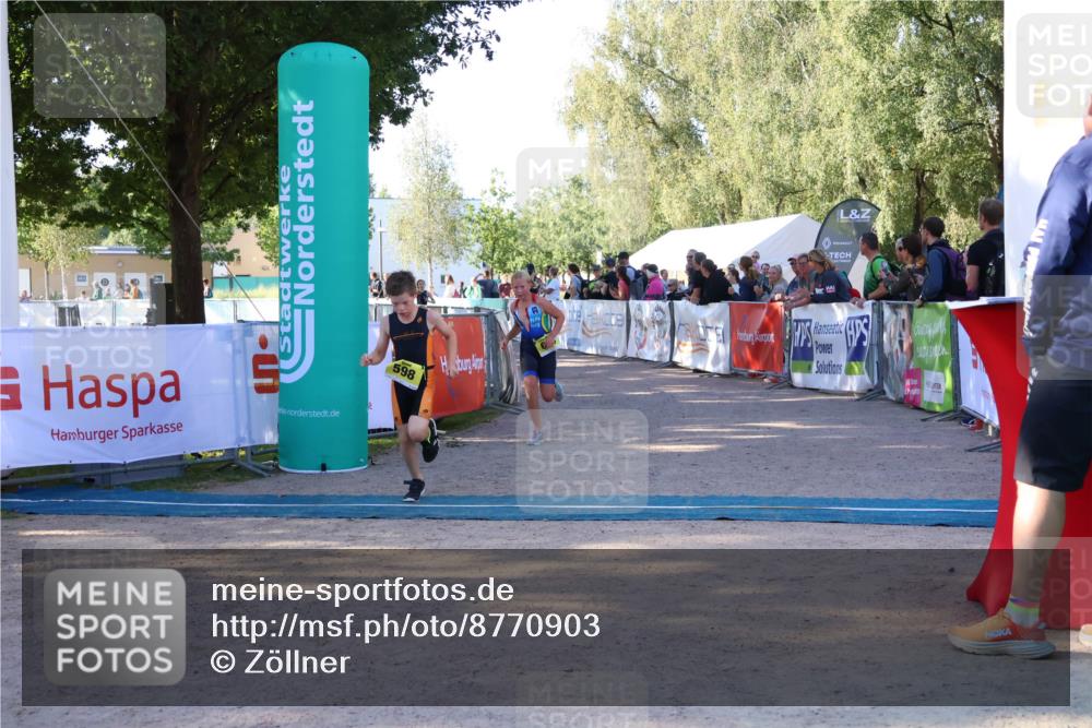 07.09.2025 - 19. Norderstedt Triathlon Zöllner http://msf.ph/oto/8770903 07.09.2025 09:48:33 Ziel 598, 603, 623 meine-sportfotos.de