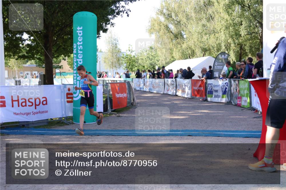 07.09.2025 - 19. Norderstedt Triathlon Zöllner http://msf.ph/oto/8770956 07.09.2025 09:48:49 Ziel 569 meine-sportfotos.de