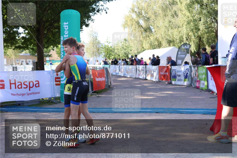 07.09.2025 - 19. Norderstedt Triathlon Zöllner http://msf.ph/oto/8771011 07.09.2025 09:49:03 Ziel 629 meine-sportfotos.de