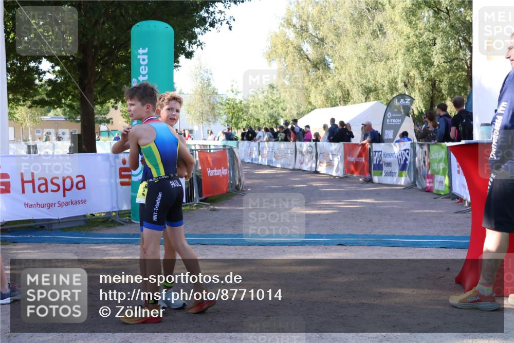 07.09.2025 - 19. Norderstedt Triathlon Zöllner http://msf.ph/oto/8771014 07.09.2025 09:49:03 Ziel 629 meine-sportfotos.de