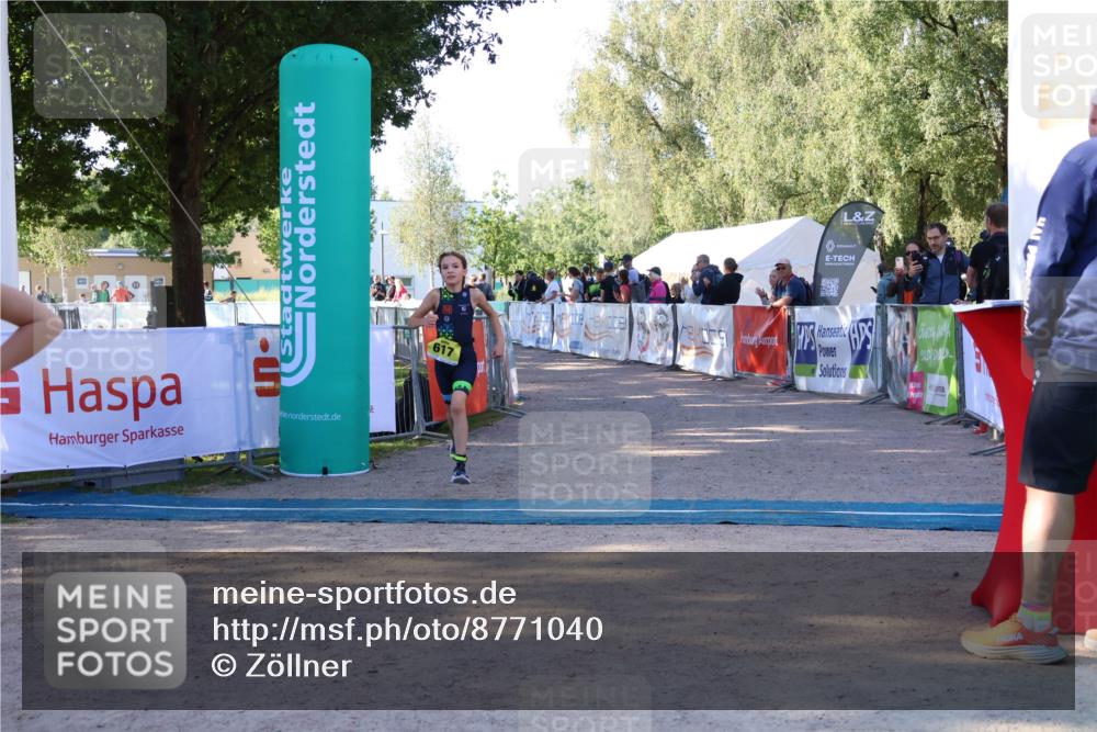 07.09.2025 - 19. Norderstedt Triathlon Zöllner http://msf.ph/oto/8771040 07.09.2025 09:49:16 Ziel 617 meine-sportfotos.de