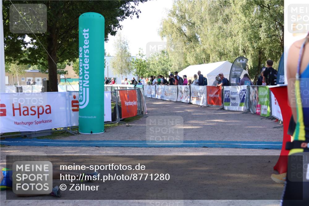 07.09.2025 - 19. Norderstedt Triathlon Zöllner http://msf.ph/oto/8771280 07.09.2025 09:49:56 Ziel 577, 618 meine-sportfotos.de