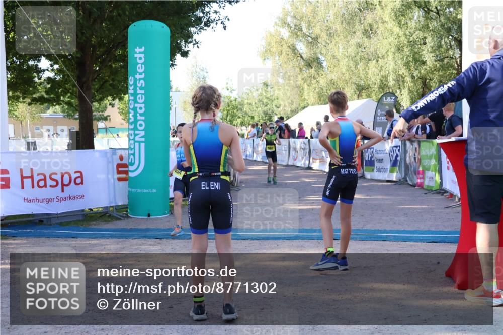 07.09.2025 - 19. Norderstedt Triathlon Zöllner http://msf.ph/oto/8771302 07.09.2025 09:50:12 Ziel 597, 634 meine-sportfotos.de