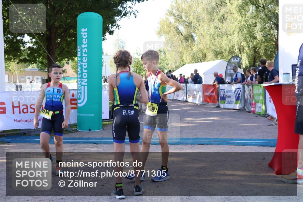 07.09.2025 - 19. Norderstedt Triathlon Zöllner http://msf.ph/oto/8771305 07.09.2025 09:50:15 Ziel 597, 619, 634 meine-sportfotos.de