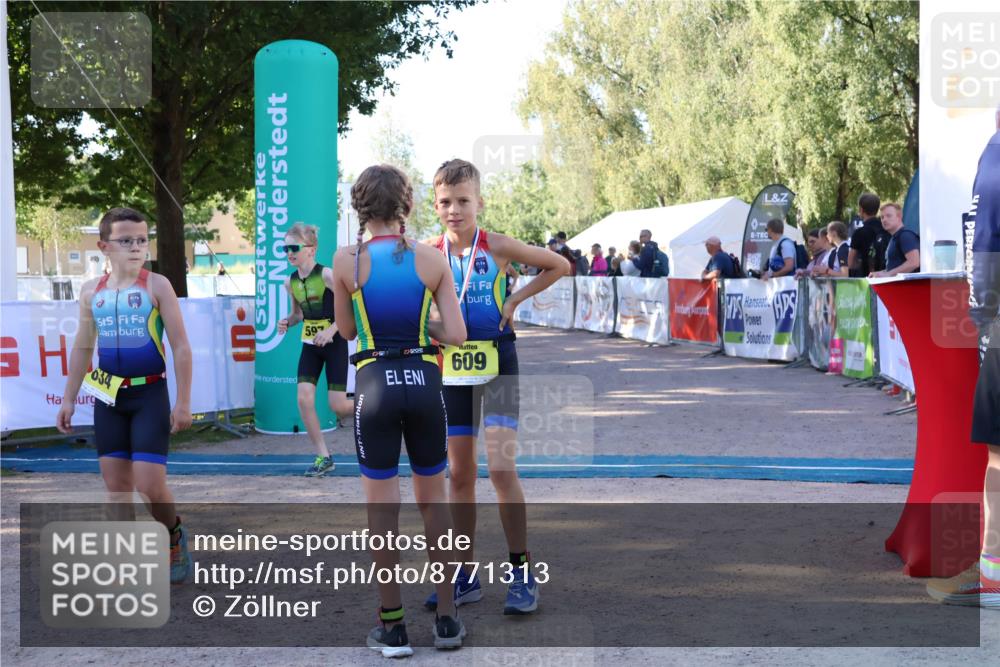 07.09.2025 - 19. Norderstedt Triathlon Zöllner http://msf.ph/oto/8771313 07.09.2025 09:50:15 Ziel 597, 619, 634 meine-sportfotos.de