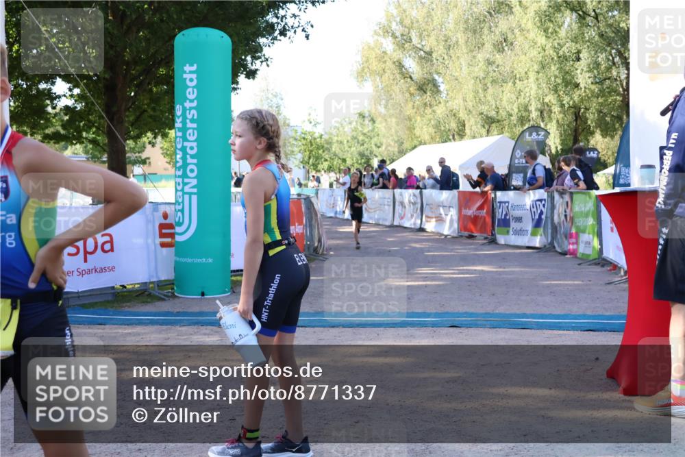 07.09.2025 - 19. Norderstedt Triathlon Zöllner http://msf.ph/oto/8771337 07.09.2025 09:50:24 Ziel 584, 619 meine-sportfotos.de