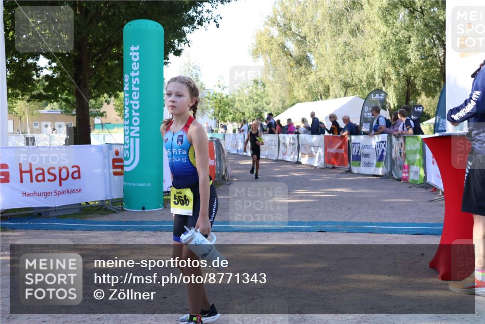 07.09.2025 - 19. Norderstedt Triathlon Zöllner http://msf.ph/oto/8771343 07.09.2025 09:50:24 Ziel 584, 619 meine-sportfotos.de