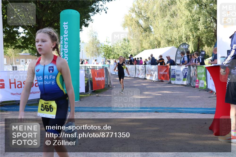 07.09.2025 - 19. Norderstedt Triathlon Zöllner http://msf.ph/oto/8771350 07.09.2025 09:50:25 Ziel 584 meine-sportfotos.de