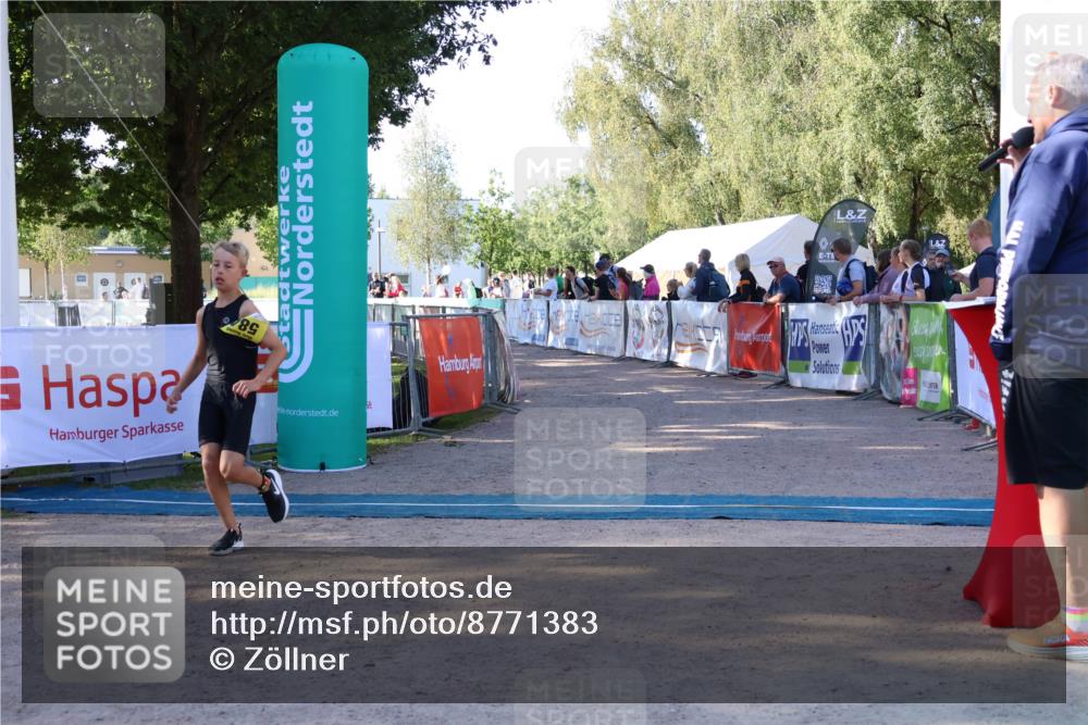 07.09.2025 - 19. Norderstedt Triathlon Zöllner http://msf.ph/oto/8771383 07.09.2025 09:50:27 Ziel 584 meine-sportfotos.de