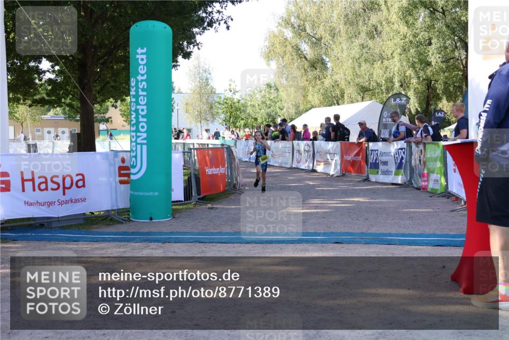 07.09.2025 - 19. Norderstedt Triathlon Zöllner http://msf.ph/oto/8771389 07.09.2025 09:50:35 Ziel 565 meine-sportfotos.de