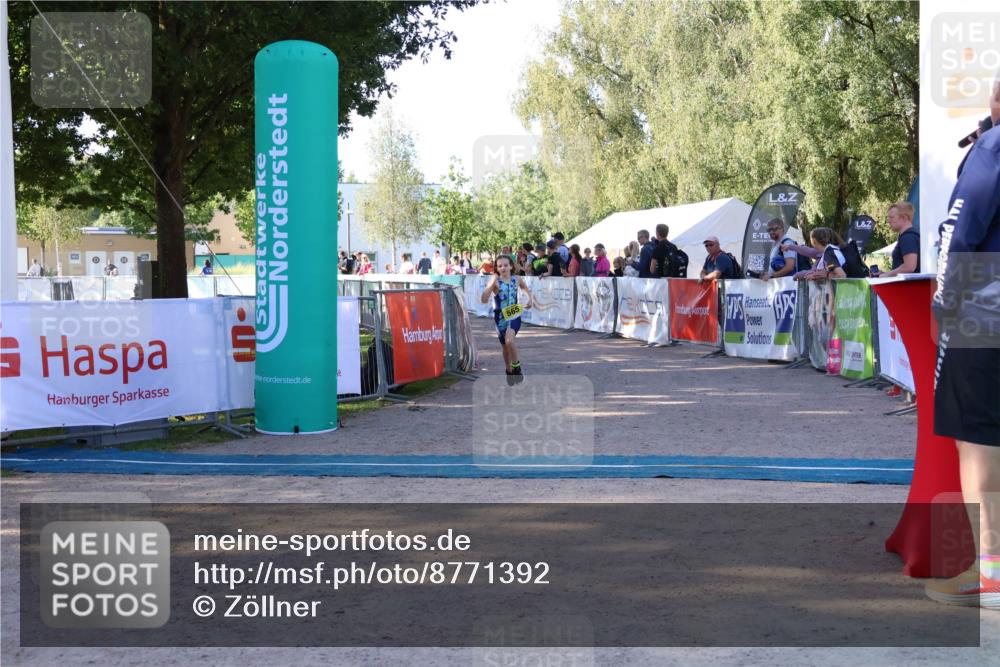 07.09.2025 - 19. Norderstedt Triathlon Zöllner http://msf.ph/oto/8771392 07.09.2025 09:50:35 Ziel 565 meine-sportfotos.de