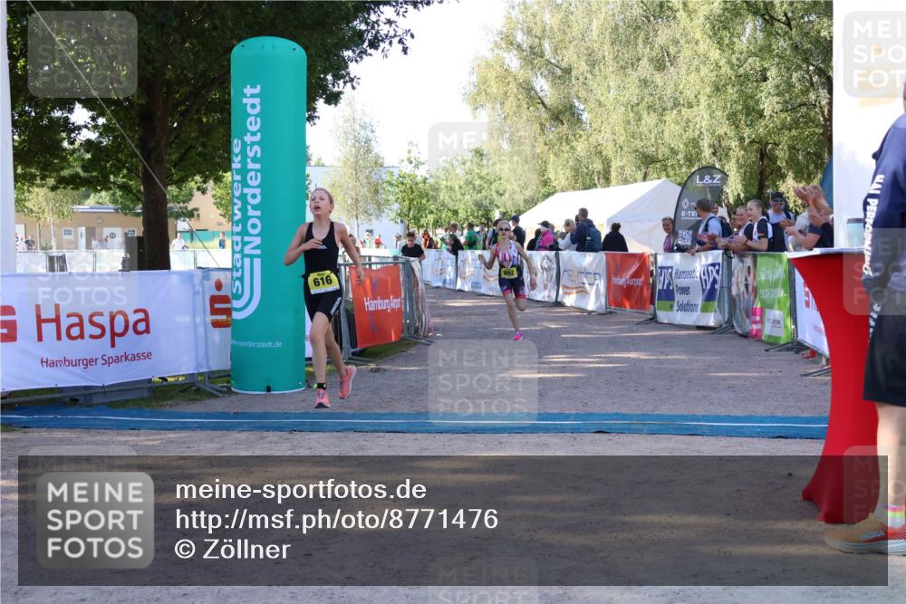 07.09.2025 - 19. Norderstedt Triathlon Zöllner http://msf.ph/oto/8771476 07.09.2025 09:51:24 Ziel 602, 606, 615, 616, 621 meine-sportfotos.de