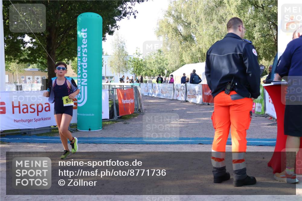 07.09.2025 - 19. Norderstedt Triathlon Zöllner http://msf.ph/oto/8771736 07.09.2025 09:54:18 Ziel 578 meine-sportfotos.de