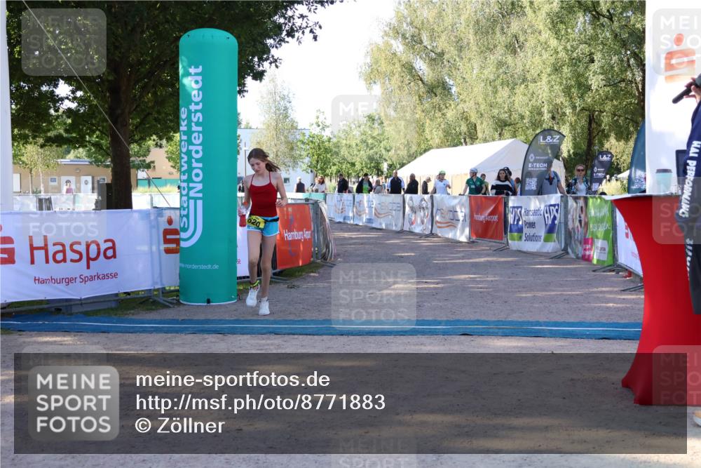 07.09.2025 - 19. Norderstedt Triathlon Zöllner http://msf.ph/oto/8771883 07.09.2025 09:57:10 Ziel 620 meine-sportfotos.de