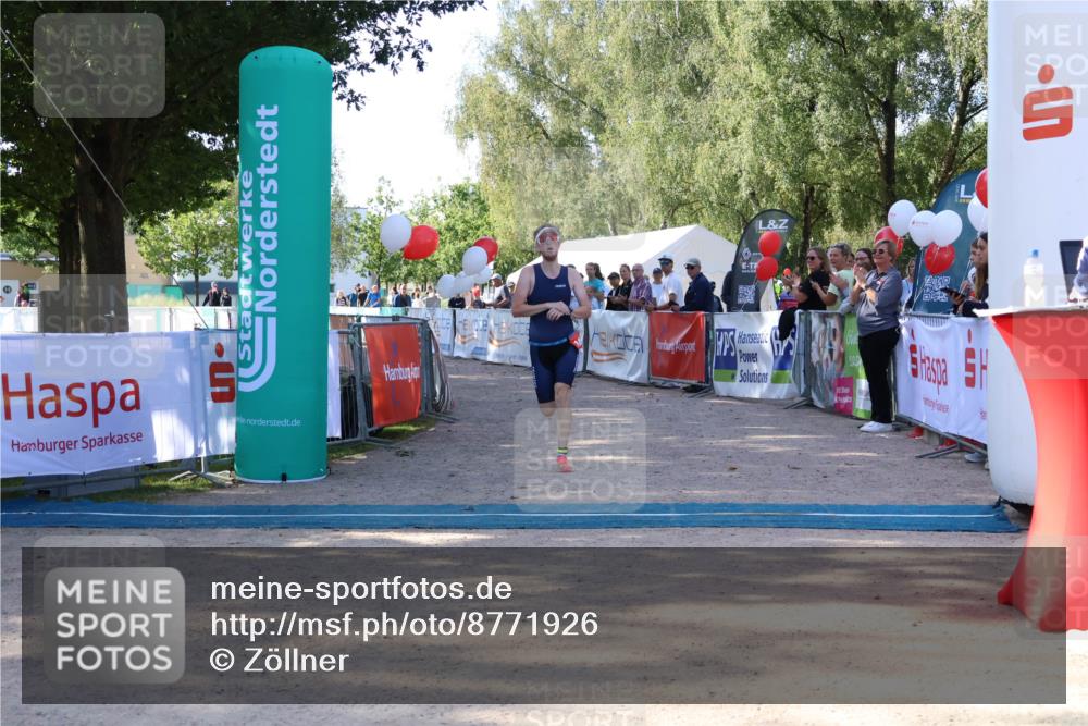 07.09.2025 - 19. Norderstedt Triathlon Zöllner http://msf.ph/oto/8771926 07.09.2025 10:37:23 Ziel 1149 meine-sportfotos.de
