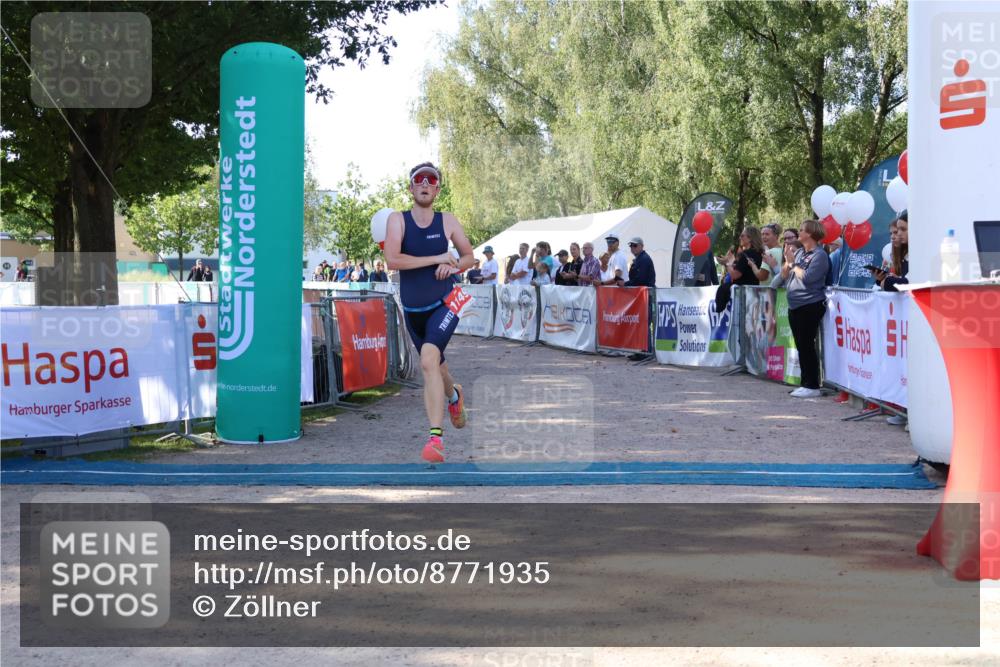 07.09.2025 - 19. Norderstedt Triathlon Zöllner http://msf.ph/oto/8771935 07.09.2025 10:37:24 Ziel 1149 meine-sportfotos.de