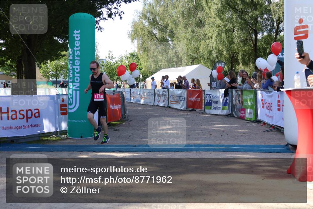07.09.2025 - 19. Norderstedt Triathlon Zöllner http://msf.ph/oto/8771962 07.09.2025 10:38:48 Ziel 1138 meine-sportfotos.de