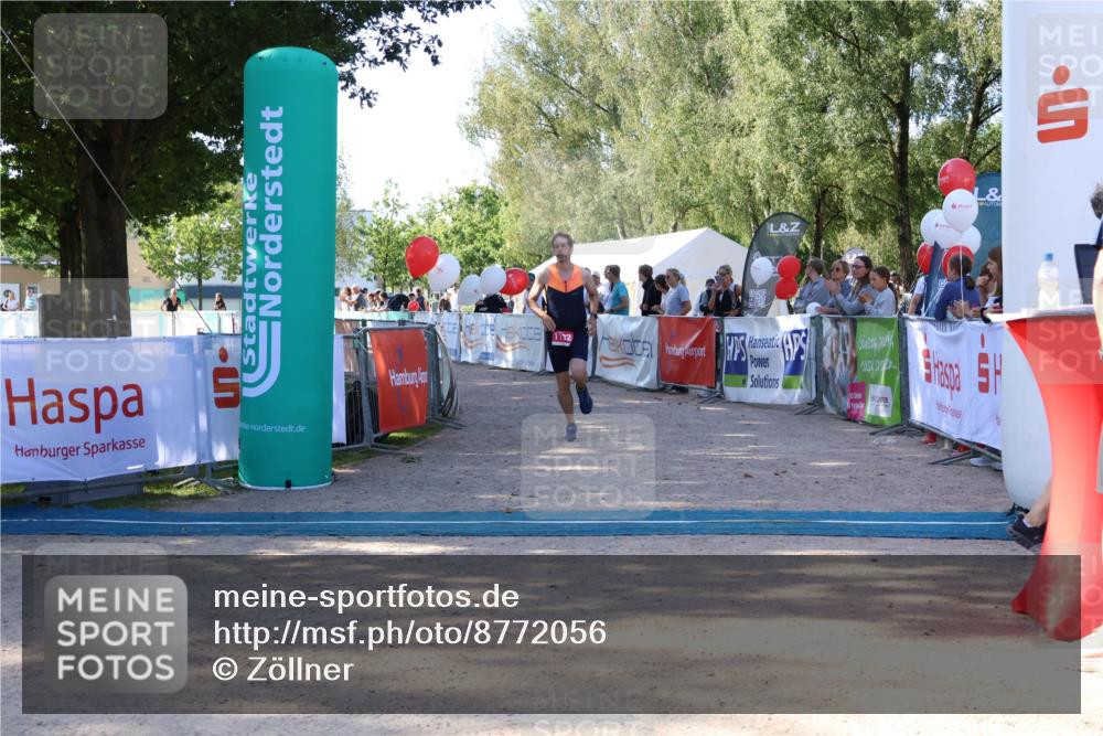 07.09.2025 - 19. Norderstedt Triathlon Zöllner http://msf.ph/oto/8772056 07.09.2025 10:42:02 Ziel 1132 meine-sportfotos.de