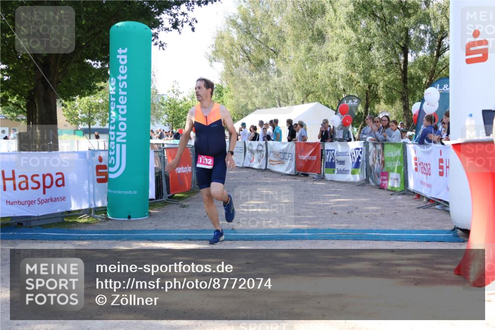07.09.2025 - 19. Norderstedt Triathlon Zöllner http://msf.ph/oto/8772074 07.09.2025 10:42:04 Ziel 1132 meine-sportfotos.de