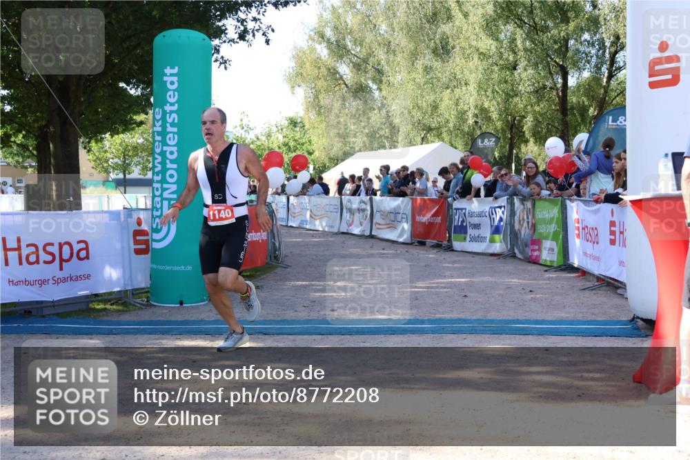 07.09.2025 - 19. Norderstedt Triathlon Zöllner http://msf.ph/oto/8772208 07.09.2025 10:46:26 Ziel 1140 meine-sportfotos.de