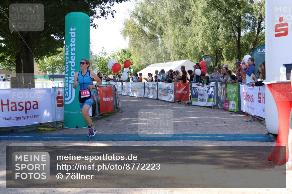 07.09.2025 - 19. Norderstedt Triathlon Zöllner http://msf.ph/oto/8772223 07.09.2025 10:47:04 Ziel 646, 1119 meine-sportfotos.de
