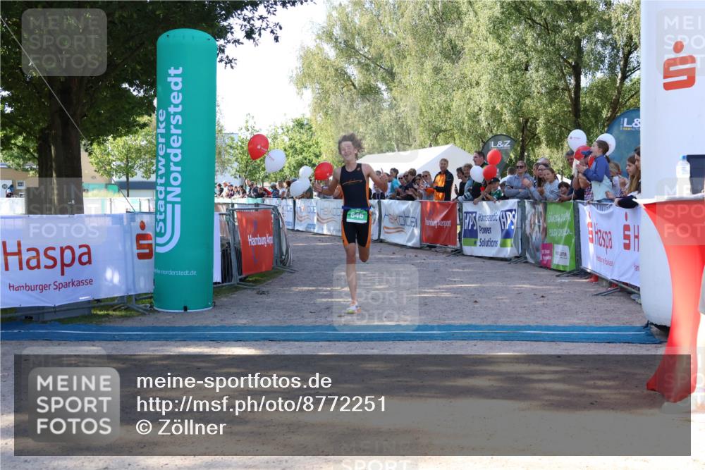 07.09.2025 - 19. Norderstedt Triathlon Zöllner http://msf.ph/oto/8772251 07.09.2025 10:47:08 Ziel 646, 1119 meine-sportfotos.de