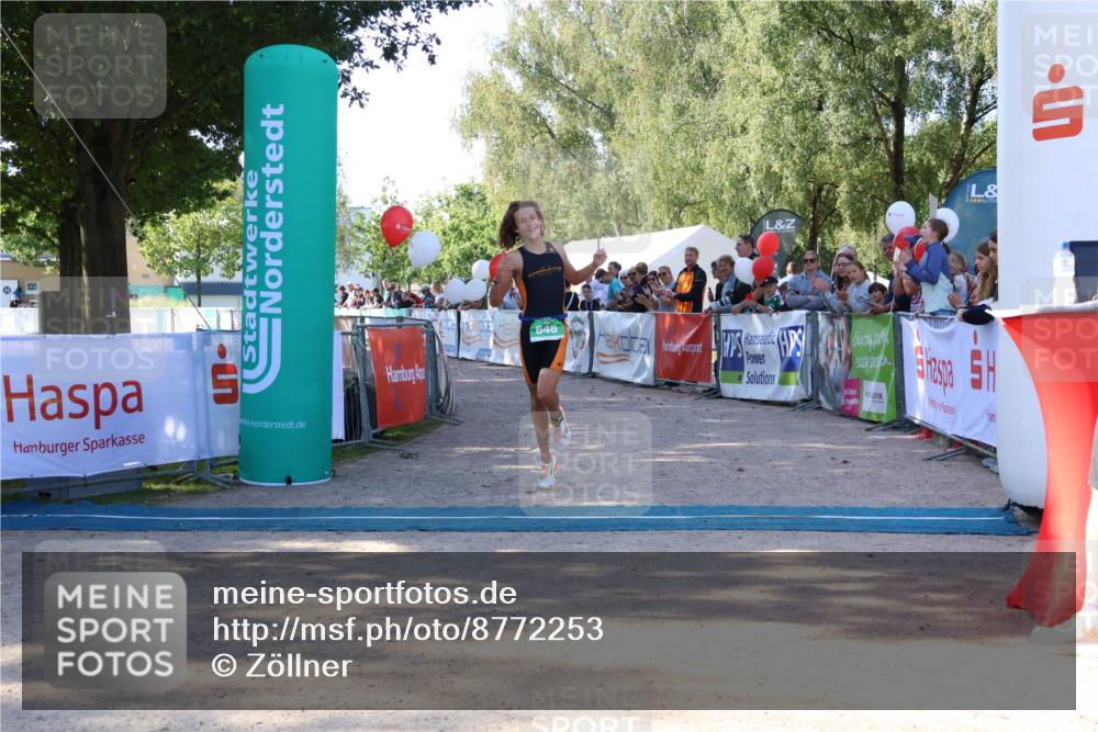 07.09.2025 - 19. Norderstedt Triathlon Zöllner http://msf.ph/oto/8772253 07.09.2025 10:47:08 Ziel 646, 1119 meine-sportfotos.de