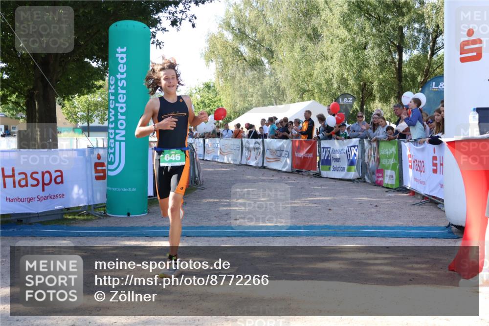 07.09.2025 - 19. Norderstedt Triathlon Zöllner http://msf.ph/oto/8772266 07.09.2025 10:47:09 Ziel 646, 1119 meine-sportfotos.de