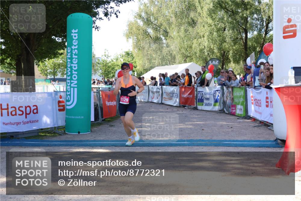 07.09.2025 - 19. Norderstedt Triathlon Zöllner http://msf.ph/oto/8772321 07.09.2025 10:47:44 Ziel 1129 meine-sportfotos.de