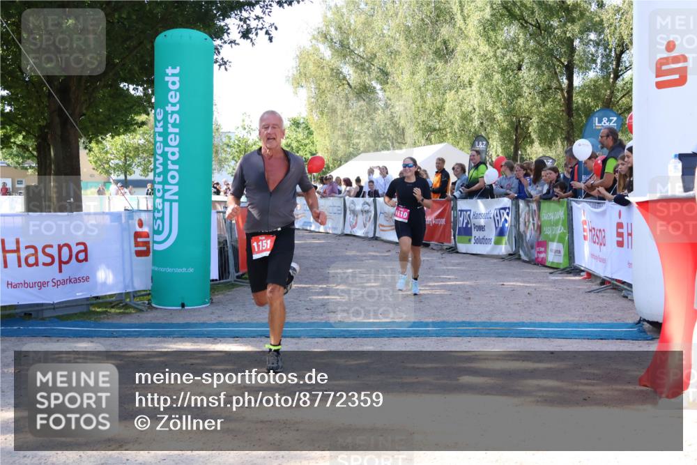 07.09.2025 - 19. Norderstedt Triathlon Zöllner http://msf.ph/oto/8772359 07.09.2025 10:48:23 Ziel 1110, 1151 meine-sportfotos.de