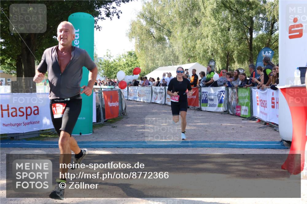07.09.2025 - 19. Norderstedt Triathlon Zöllner http://msf.ph/oto/8772366 07.09.2025 10:48:23 Ziel 1110, 1151 meine-sportfotos.de