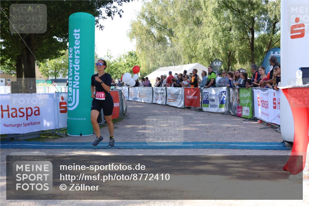 07.09.2025 - 19. Norderstedt Triathlon Zöllner http://msf.ph/oto/8772410 07.09.2025 10:48:59 Ziel 1117 meine-sportfotos.de